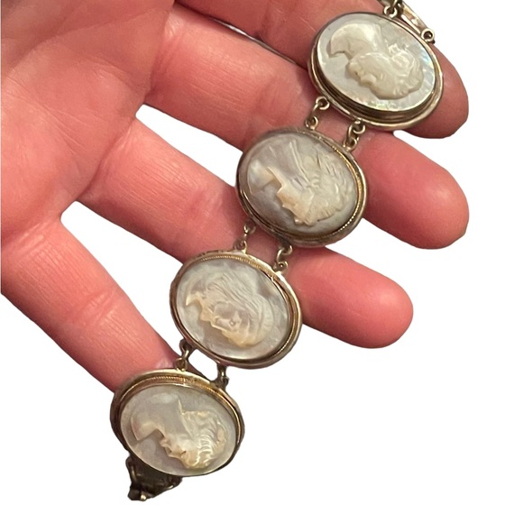Antique MOP Pearl Hand carved sterling 800 Silver hand carved Cameo Bracelet - Picture 4 of 15